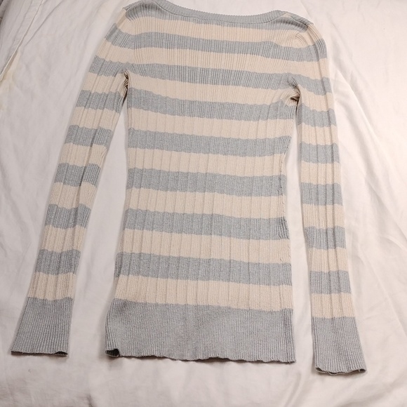 Pink Republic women's long sleeved light sweater size XL - Picture 8 of 10